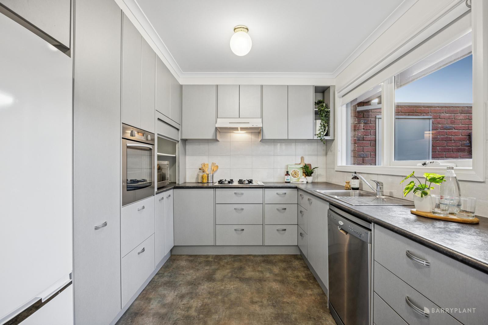 1/94-96 Mount Pleasant Road, Nunawading, VIC 3131, Nunawading - Thumbnail 3