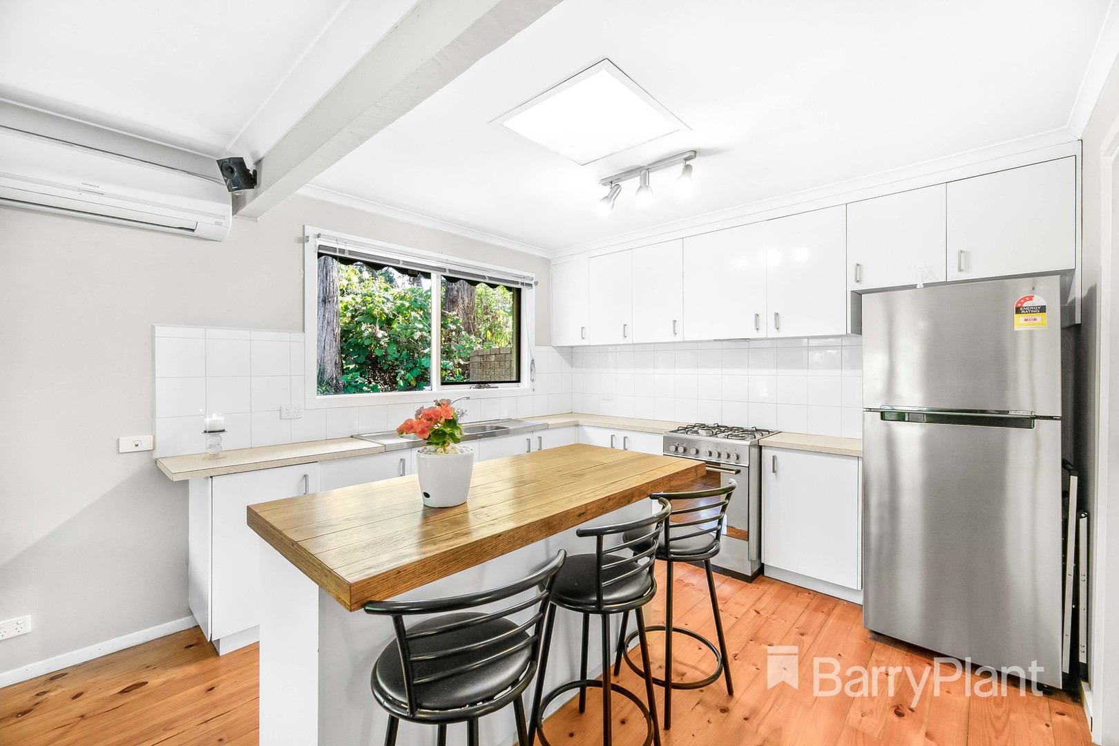 1/96 Main Street, Upwey, VIC 3158, Upwey - Thumbnail 2