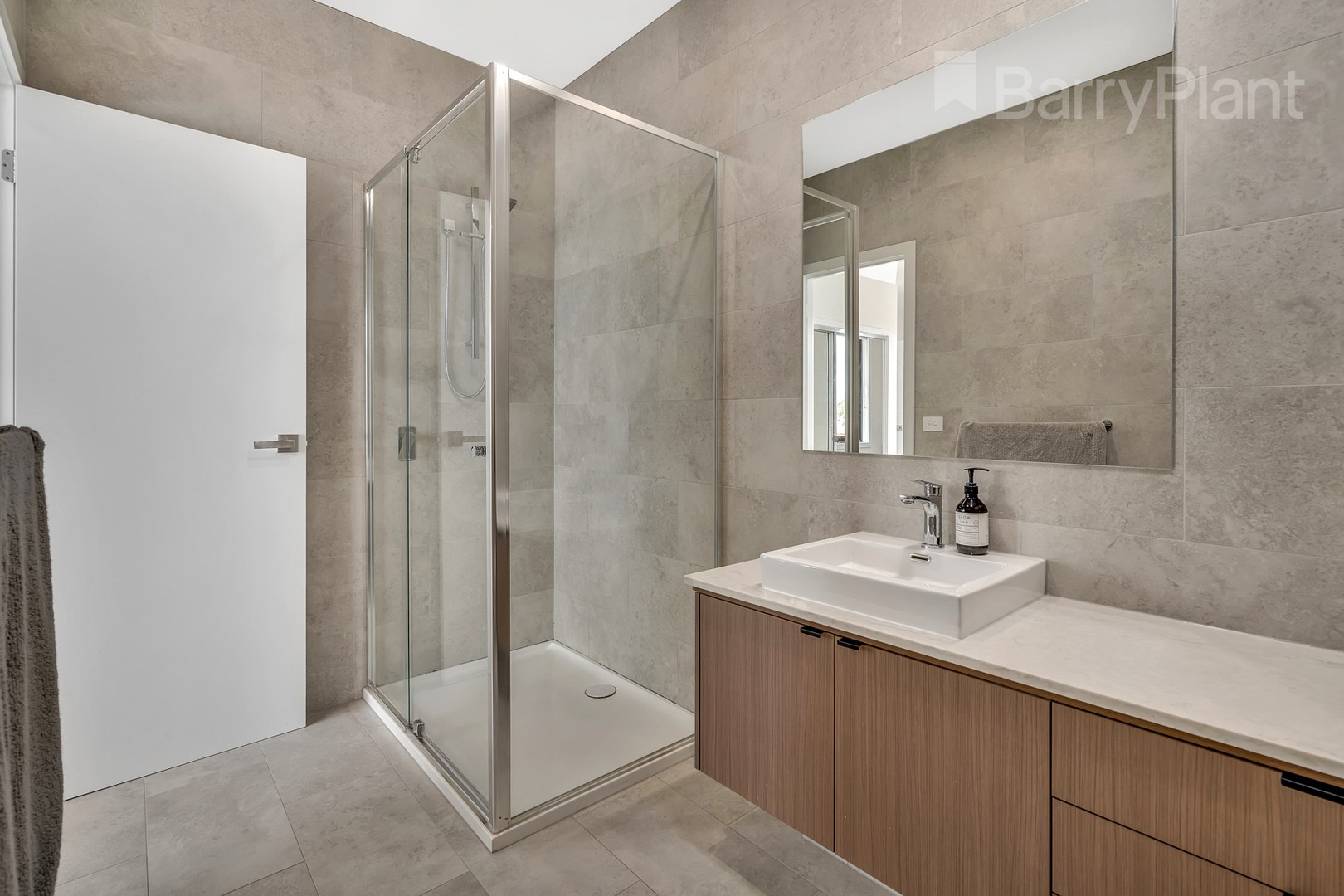 1/98 Barry Street, Reservoir, VIC 3073, Reservoir - Thumbnail 6