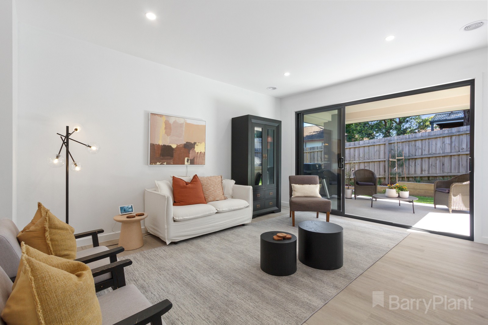 1/ 99 Forest Road, Ferntree Gully, VIC 3156, Ferntree Gully - Thumbnail 2