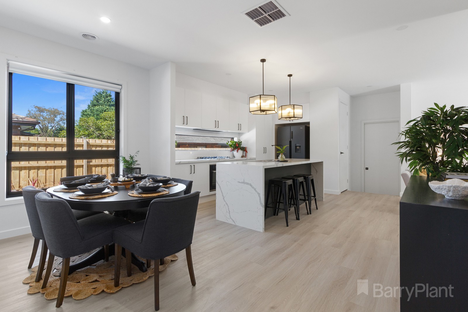 1/ 99 Forest Road, Ferntree Gully, VIC 3156, Ferntree Gully - Thumbnail 3