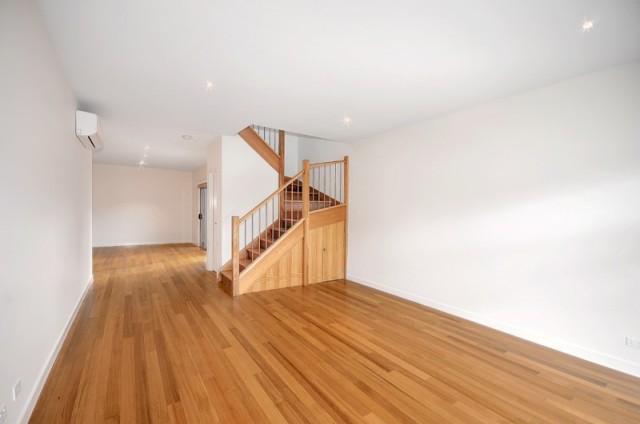 1/99 McNamara Avenue, Airport West, VIC 3042, Airport West - Thumbnail 3