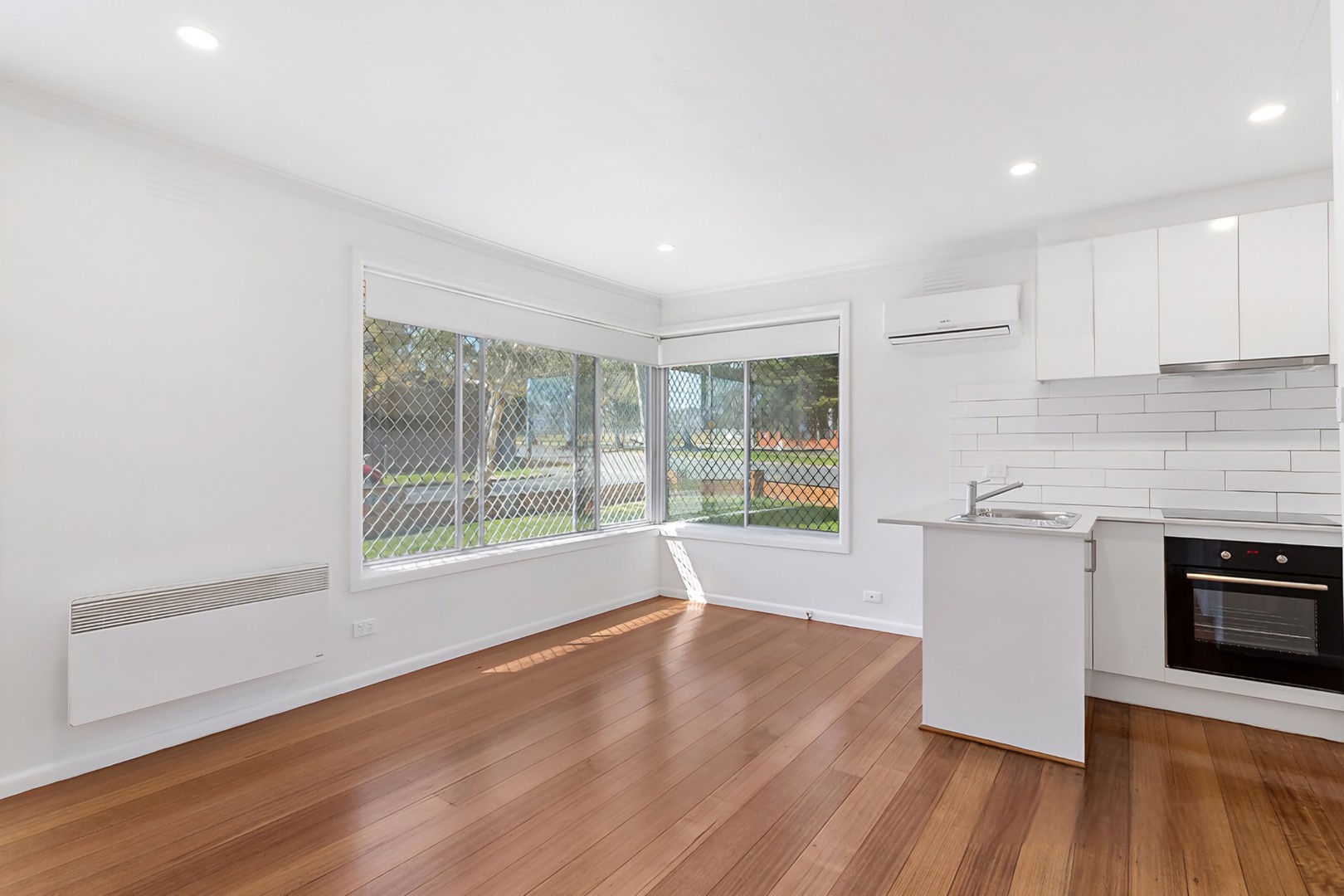 1/995 Plenty Road, Kingsbury, VIC 3083, Kingsbury - Thumbnail 2