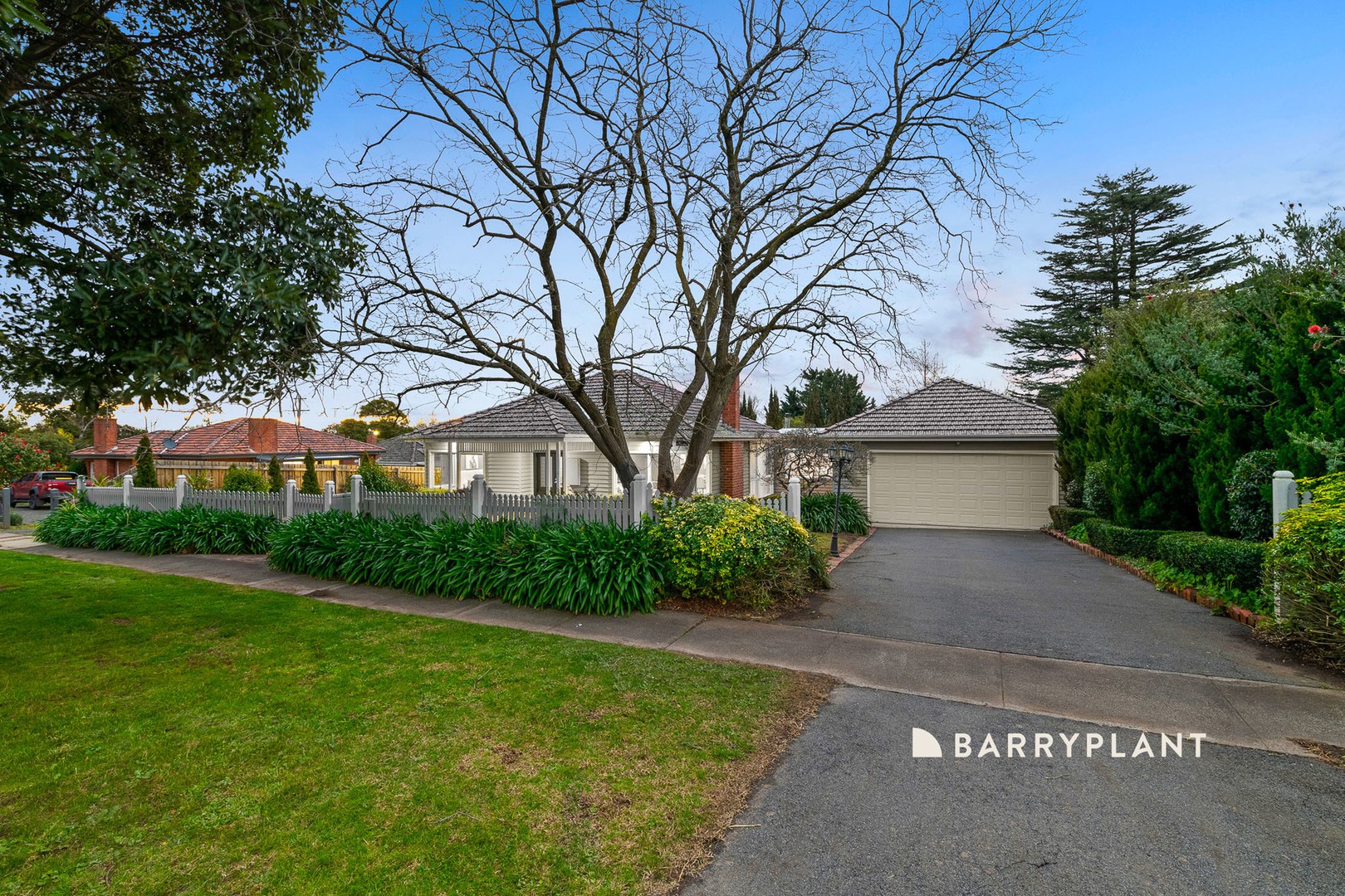 1 Albert Road, Drouin, VIC 3818 - Thumbnail 2 - 27/08/2026