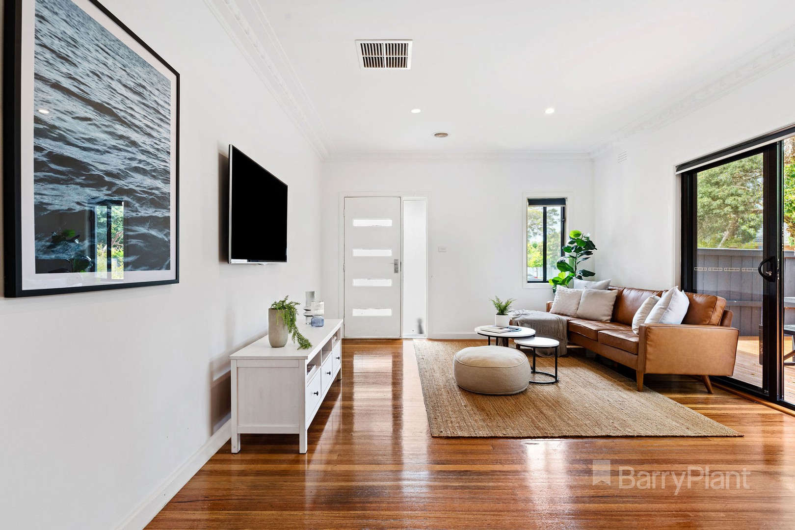 1 Alvina Court, Frankston, VIC 3199, Frankston - Thumbnail 2