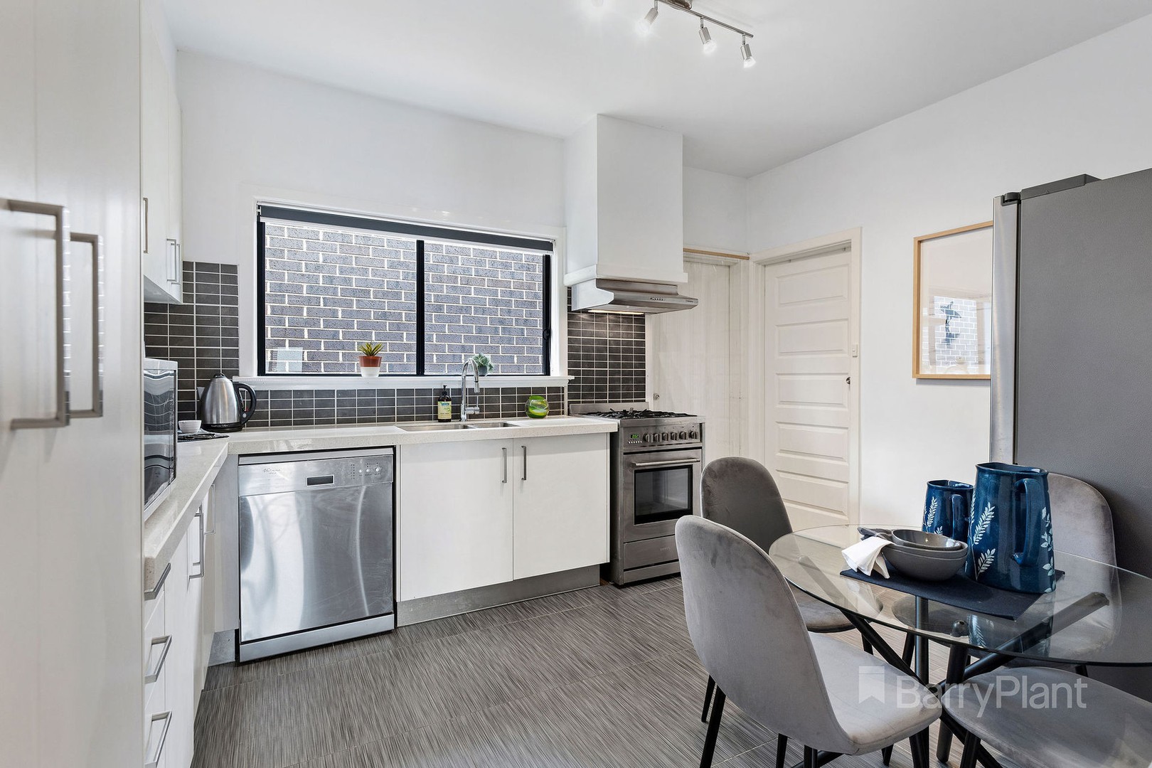 1 Alvina Court, Frankston, VIC 3199, Frankston - Thumbnail 3