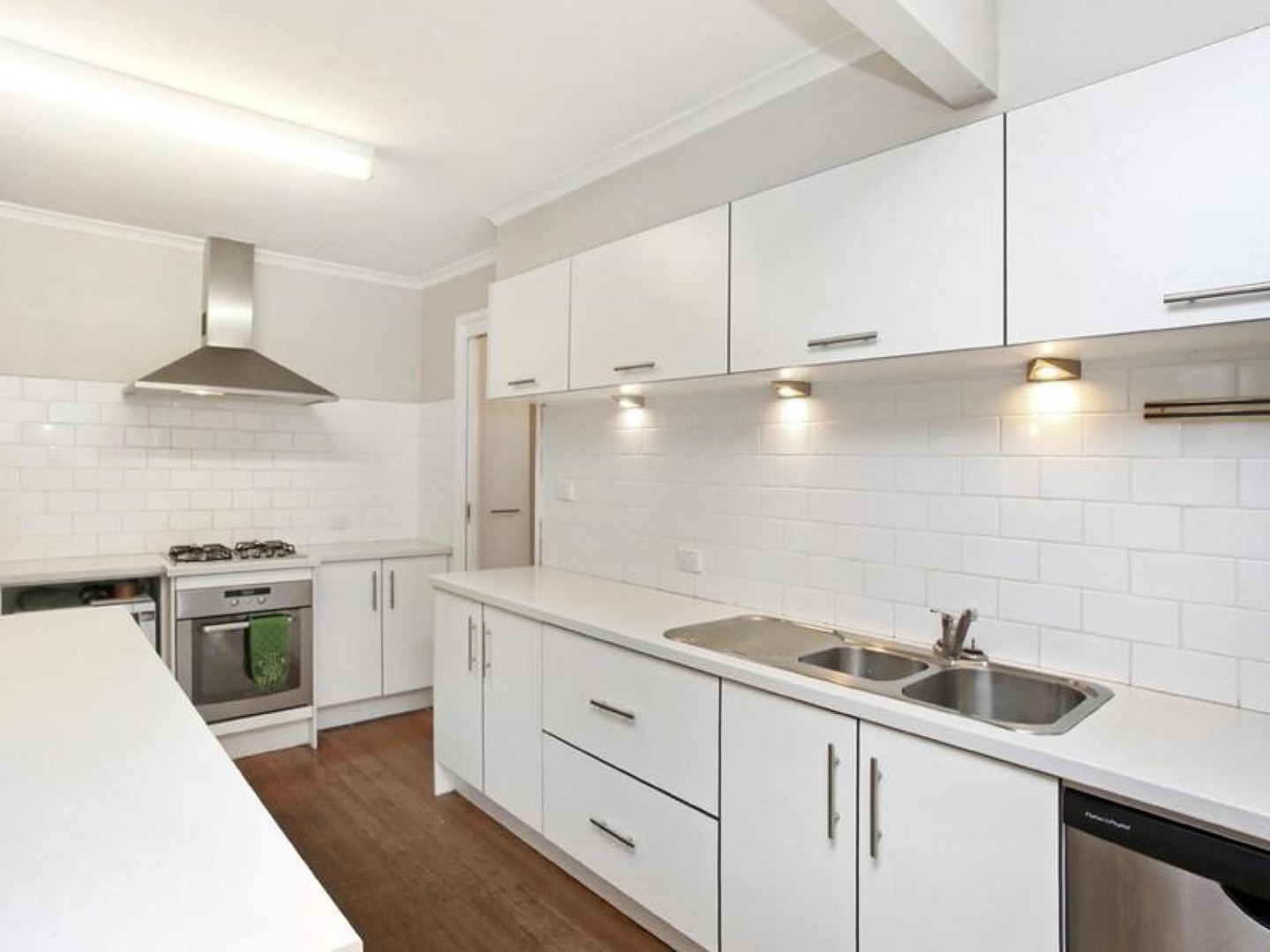 1 Amanda Court, Melton, VIC 3337, Melton - Thumbnail 3