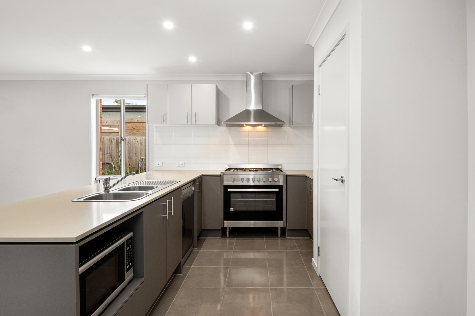 1 Ambrosia Drive, Armstrong Creek, VIC 3217, Armstrong Creek - Thumbnail 2