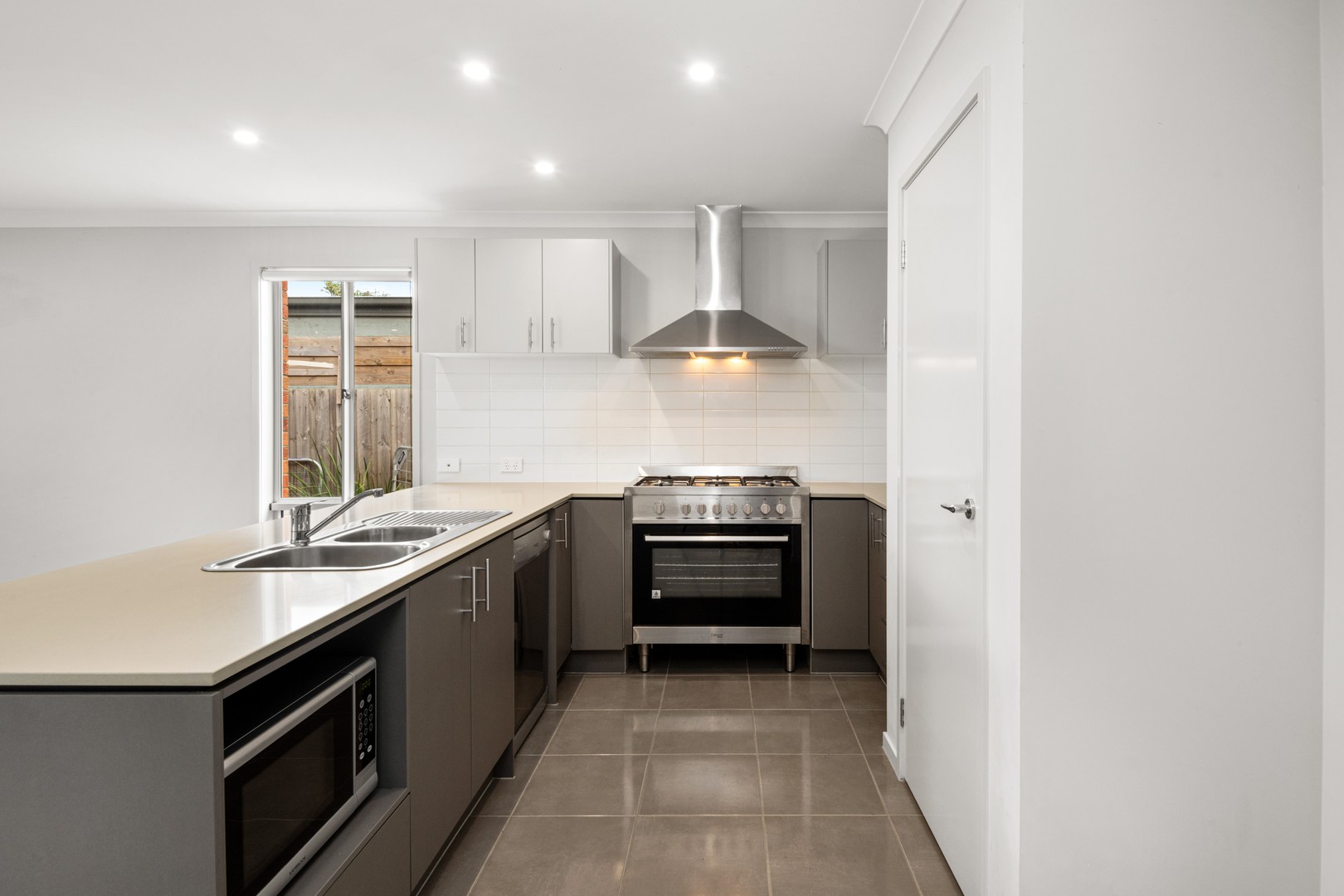 1 Ambrosia Drive, Armstrong Creek, VIC 3217, Armstrong Creek - Thumbnail 2