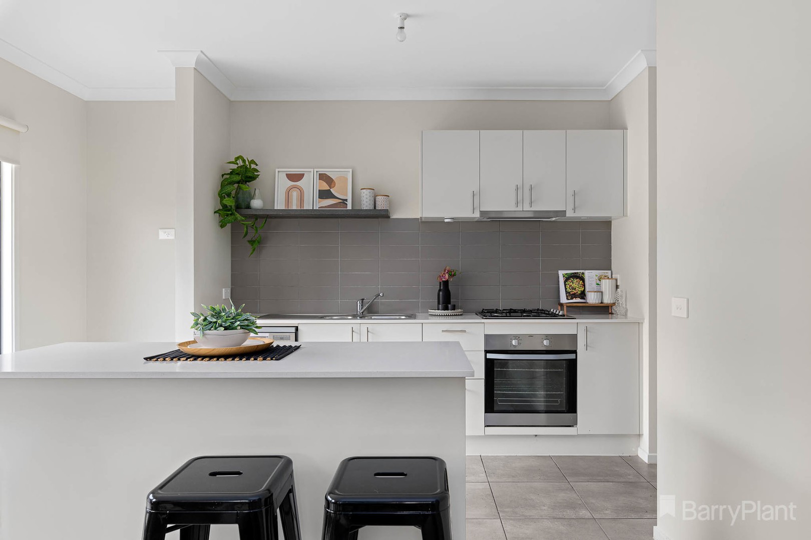 1 Auburn Close, Pakenham, VIC 3810, Pakenham - Thumbnail 2