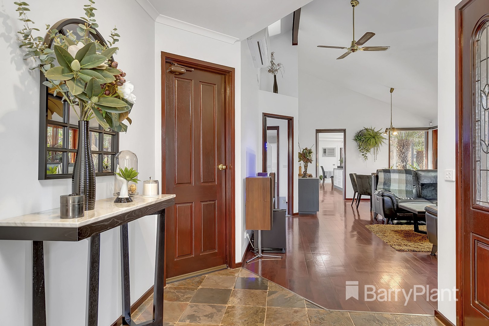 1 Avonmore Close, Mill Park, VIC 3082, Mill Park - Thumbnail 2