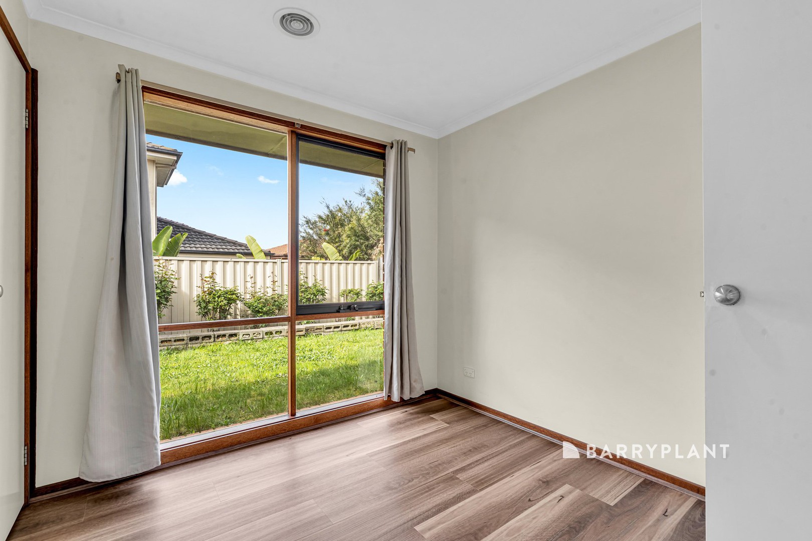 1 Azalea Court, Narre Warren, VIC 3805 - Thumbnail 2 - 08/10/2026