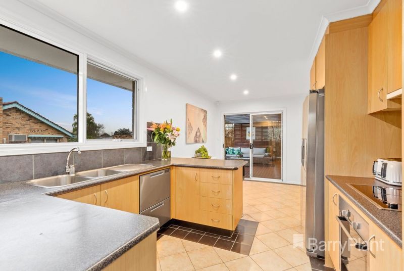 1 Bambra Court, Vermont, VIC 3133, Vermont - Thumbnail 2