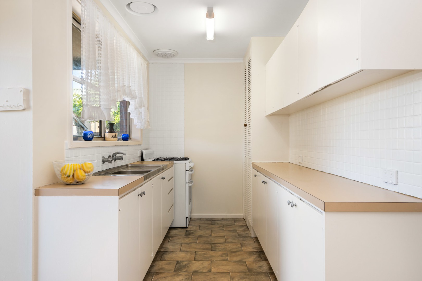 1 Banff Court, Corio, VIC 3214, Corio - Thumbnail 5