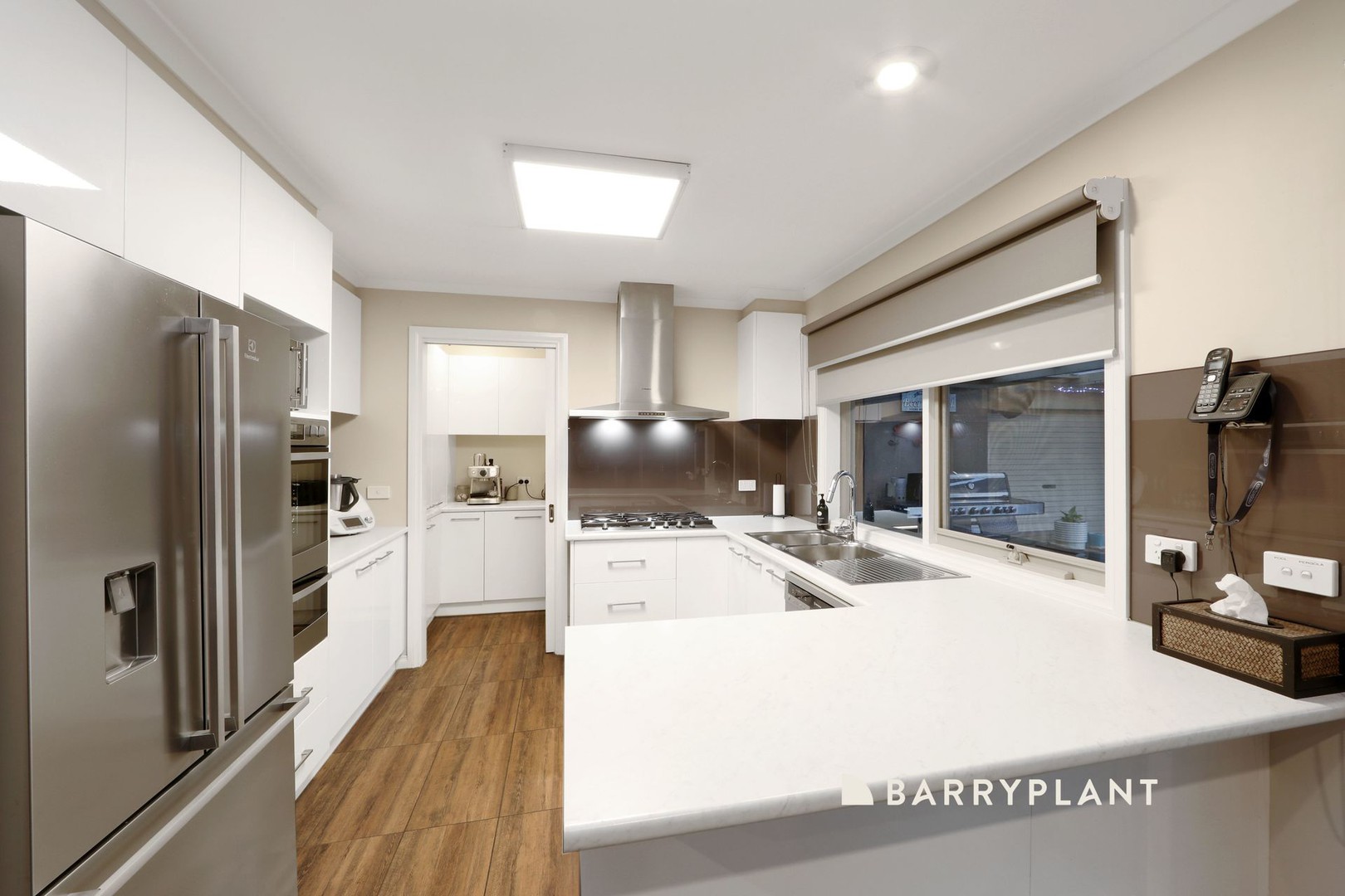 1 Baringa Court, Rowville, VIC 3178 - Thumbnail 2 - 11/04/2025