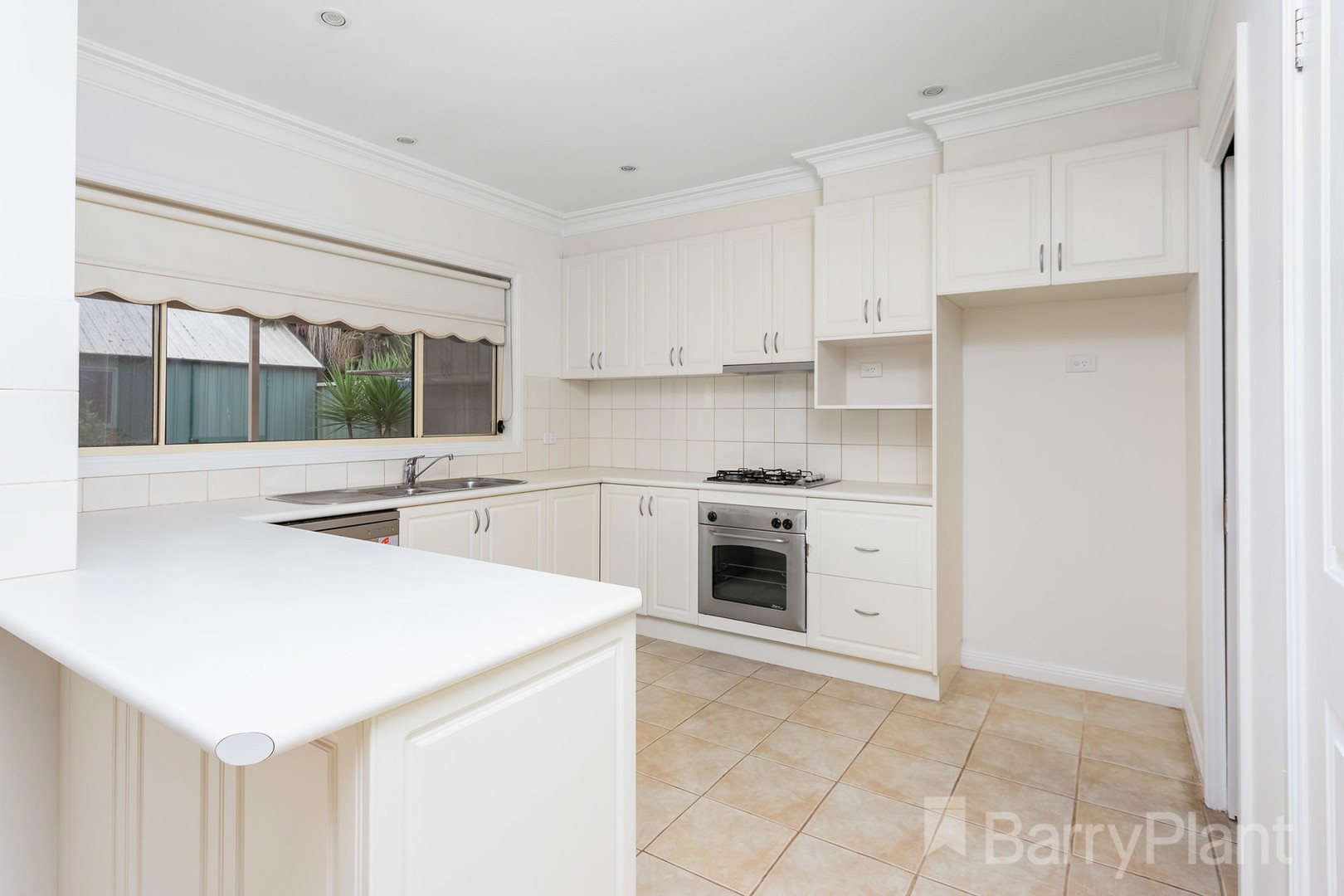 1 Barrington Terrace, Point Cook, VIC 3030, Point Cook - Thumbnail 5