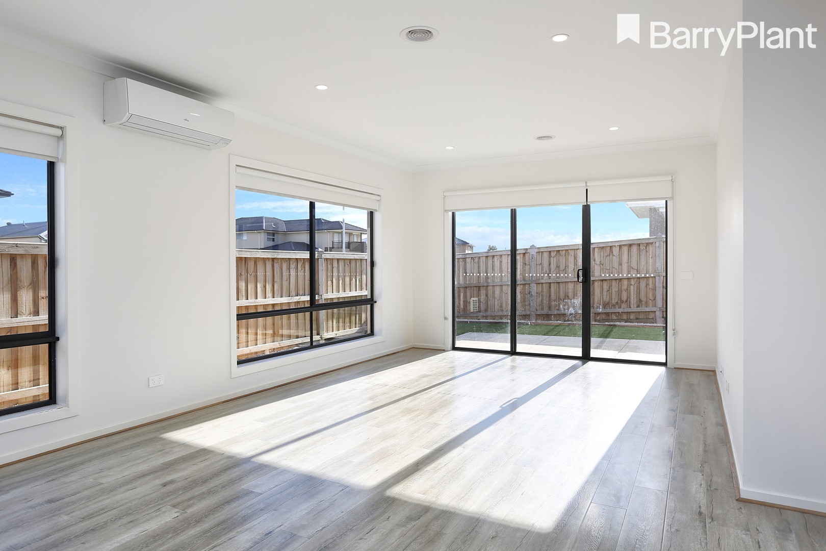 1 Benaud Way, Point Cook, VIC 3030, Point Cook - Thumbnail 4