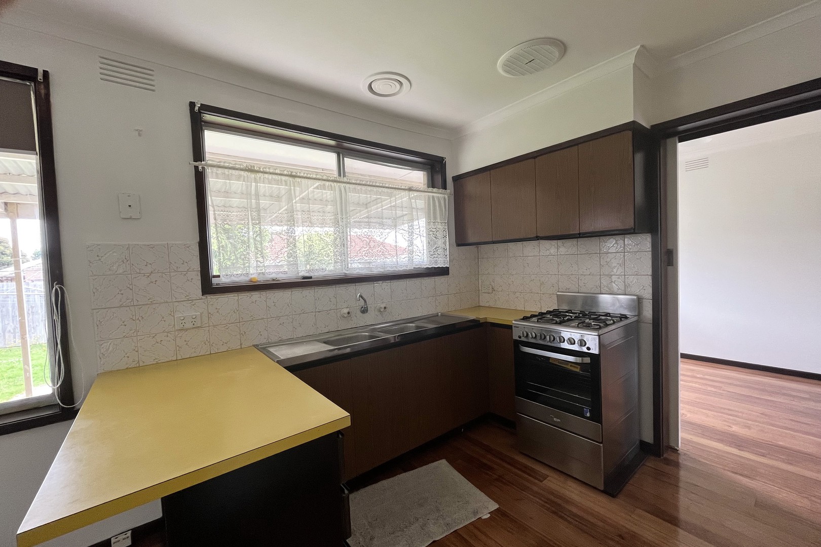 1 Beno Court, Thomastown, VIC 3074, Thomastown - Thumbnail 2