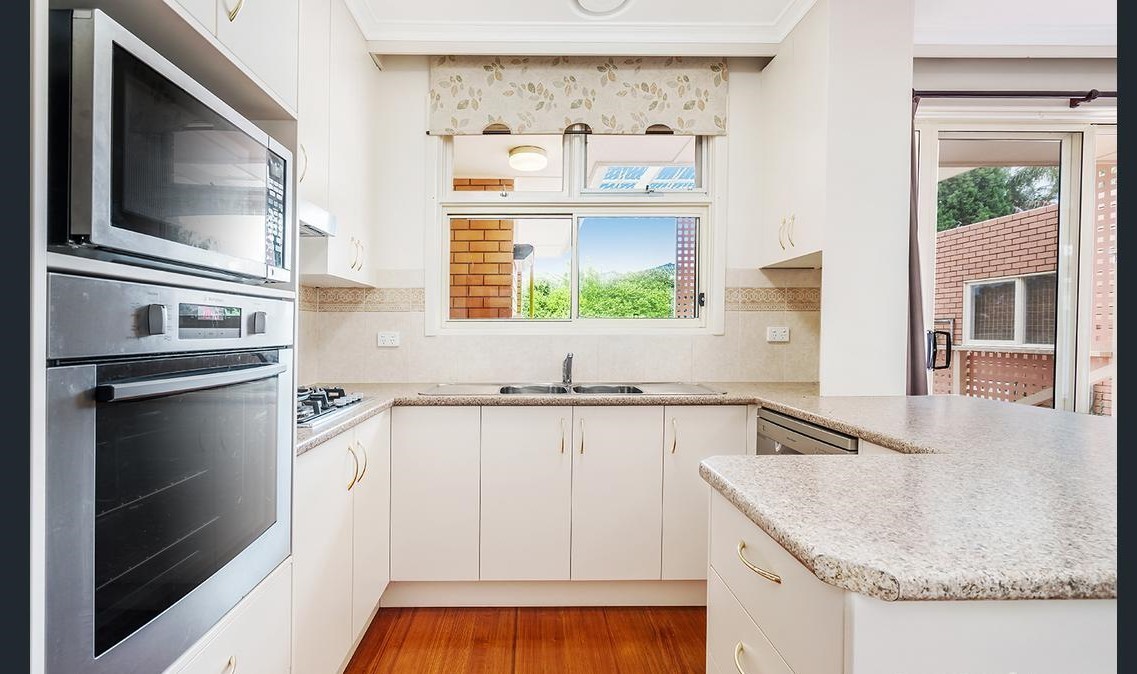 1 Birralee Street, Mount Waverley, VIC 3149, Mount Waverley - Thumbnail 3