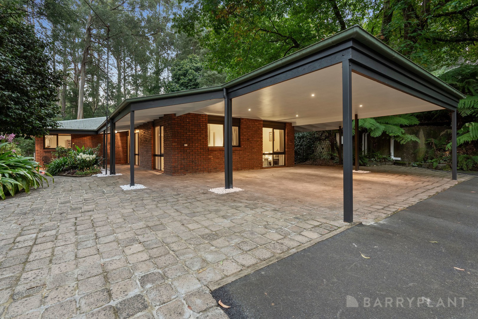 1 Boucher Lane, Olinda, VIC 3788 - Thumbnail 2 - 07/04/2026