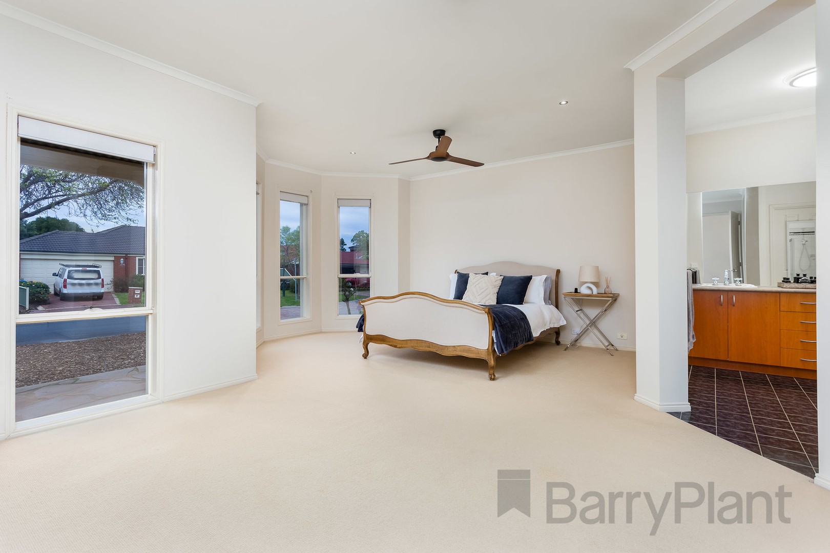1 Brampton Close, Point Cook, VIC 3030, Point Cook - Thumbnail 4