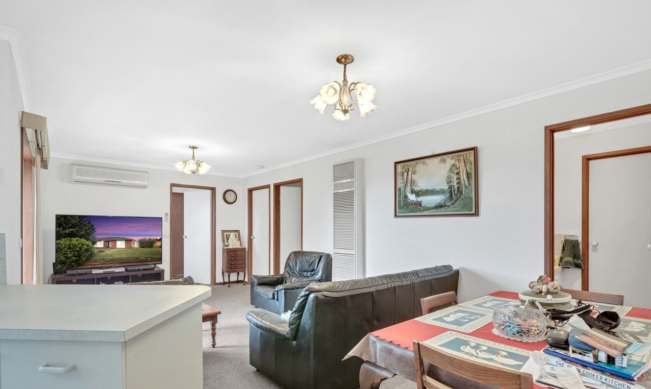 1 Bree Court, Kurunjang, VIC 3337, Kurunjang - Thumbnail 6