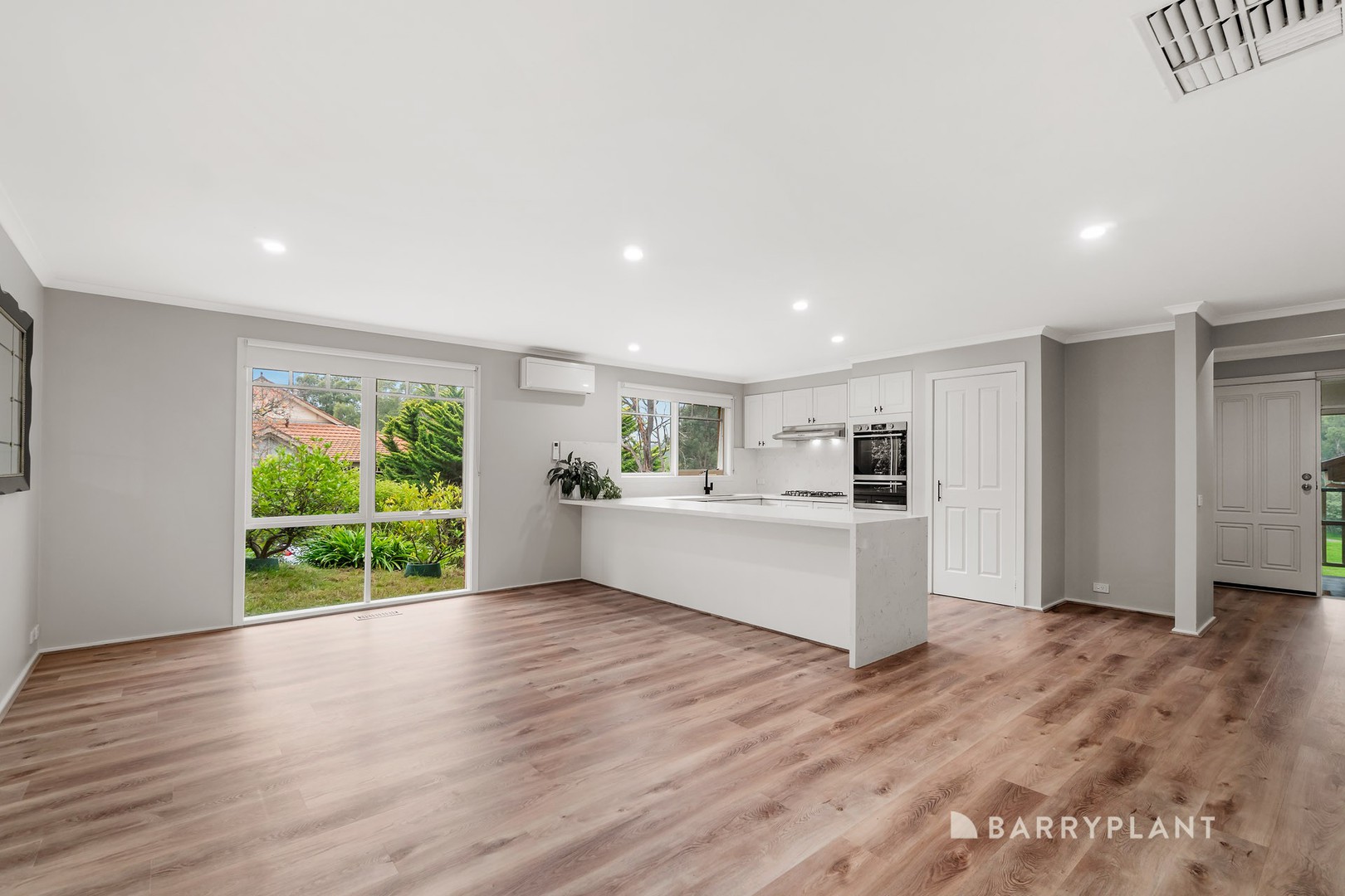 1 Brentwood Rise, Eltham, VIC 3095, Eltham - Thumbnail 2