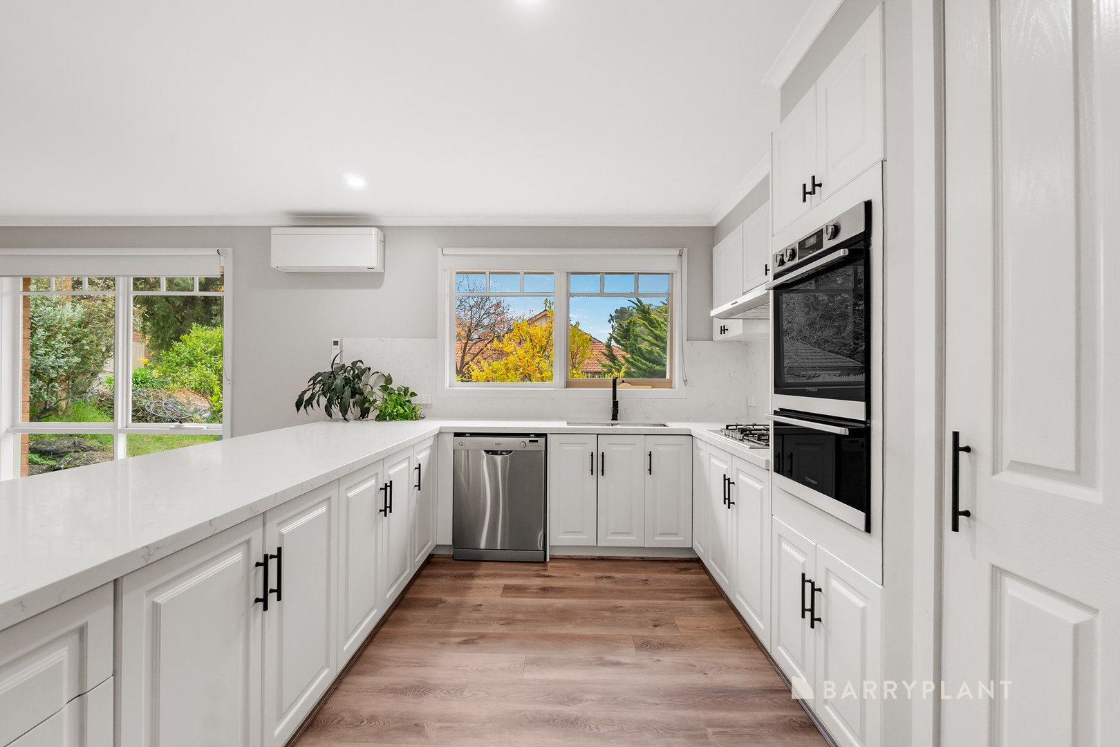 1 Brentwood Rise, Eltham, VIC 3095, Eltham - Thumbnail 3