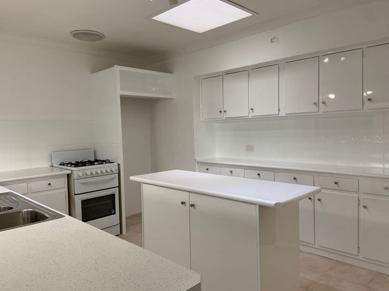1 Bronhill Road, Ringwood East, VIC 3135, Ringwood East - Thumbnail 5