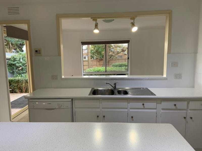 1 Bronhill Road, Ringwood East, VIC 3135, Ringwood East - Thumbnail 6