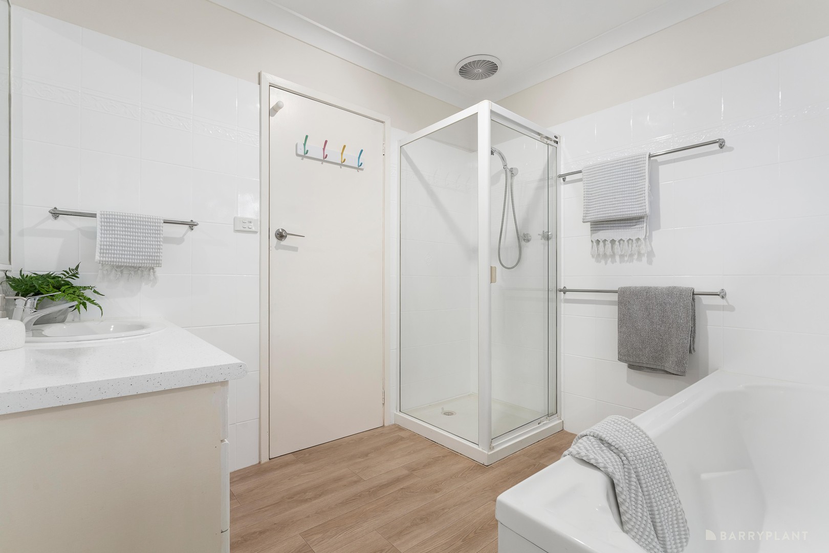 1 Bronhill Road, Ringwood East, VIC 3135, Ringwood East - Thumbnail 6