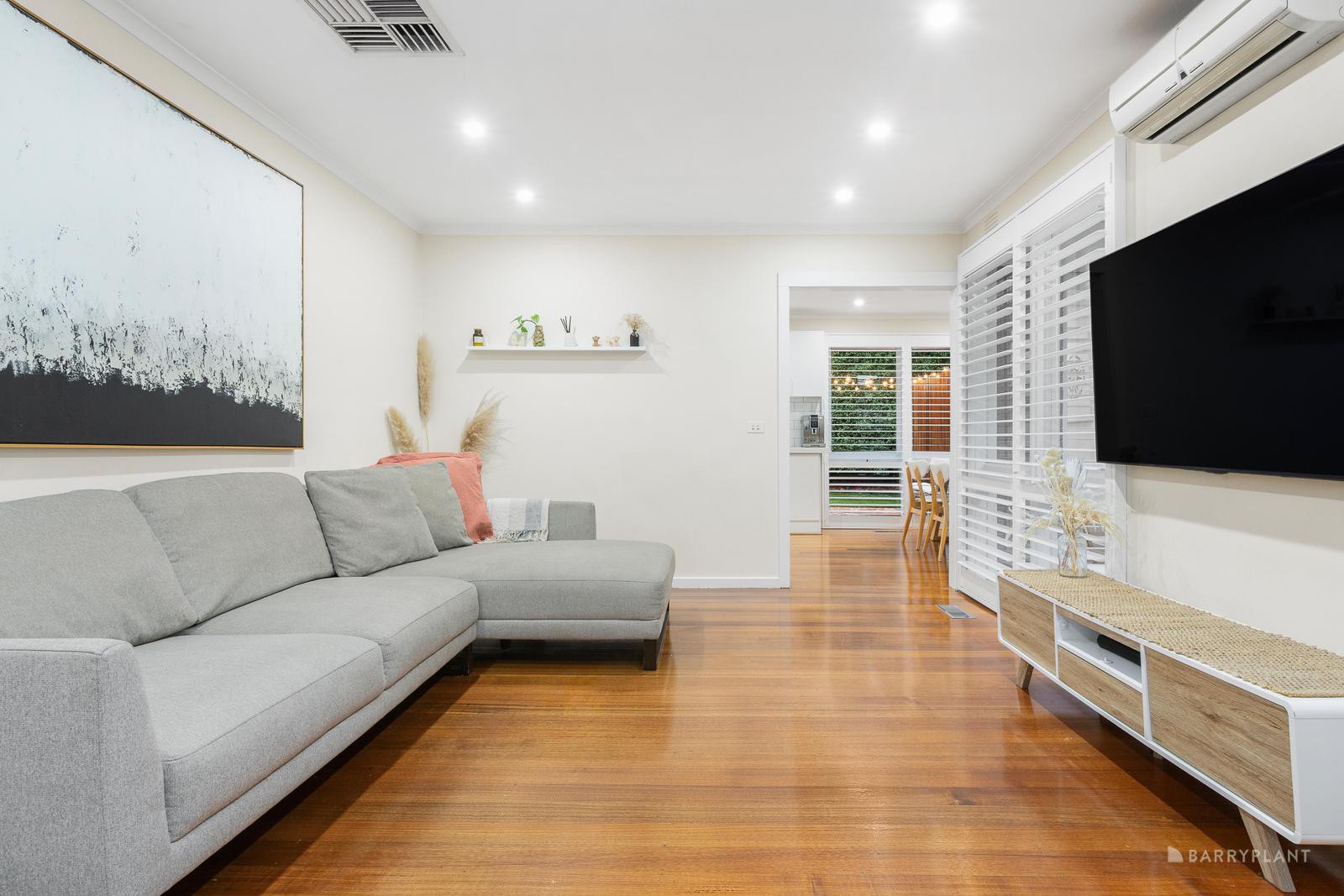 1 Byrne Crescent, Watsonia North, VIC 3087, Watsonia North - Thumbnail 6