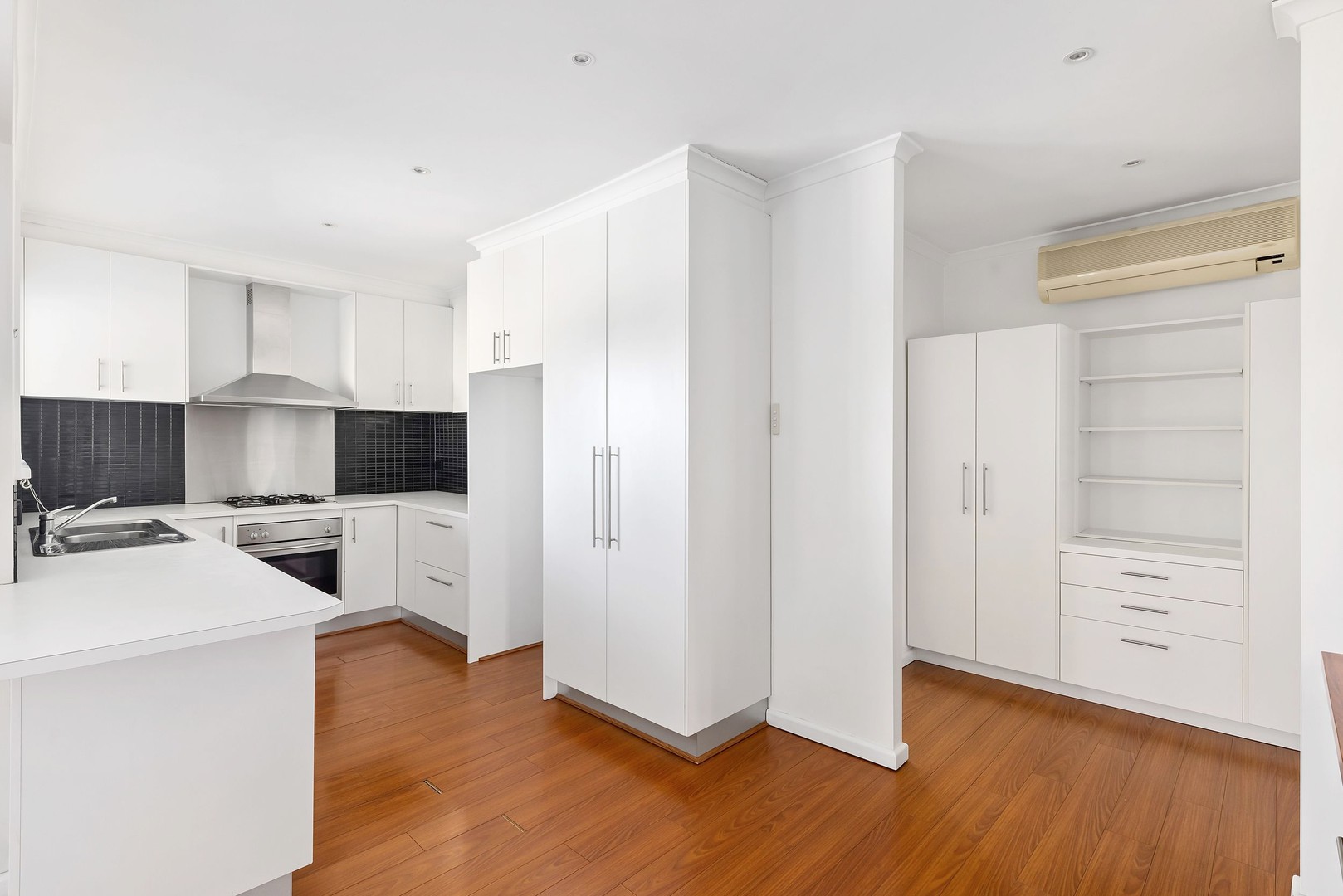 1 Byron Avenue, Keilor East, VIC 3033, Keilor East - Thumbnail 3