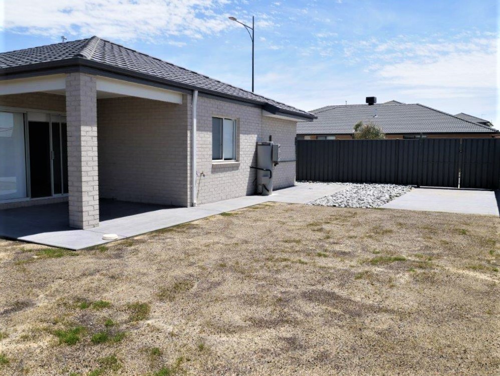 1 Carisbrook Place, Strathtulloh, VIC 3338, Strathtulloh - Thumbnail 8