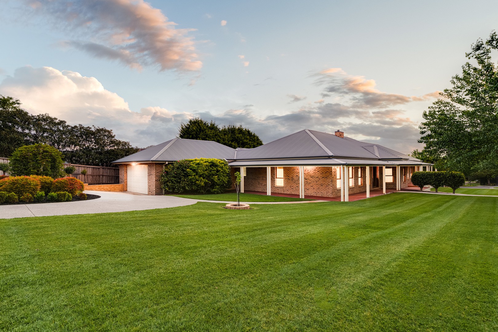 1 Carrera Close, Lysterfield, VIC 3156, Lysterfield - Thumbnail 2