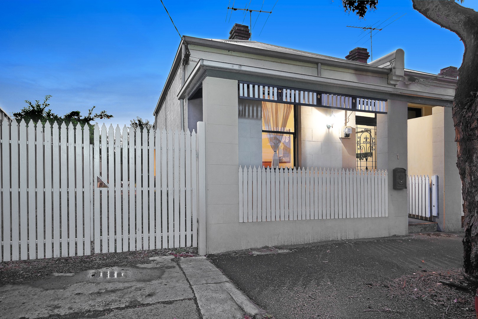 1 Carron Street, Coburg, VIC 3058, Coburg - Thumbnail 2