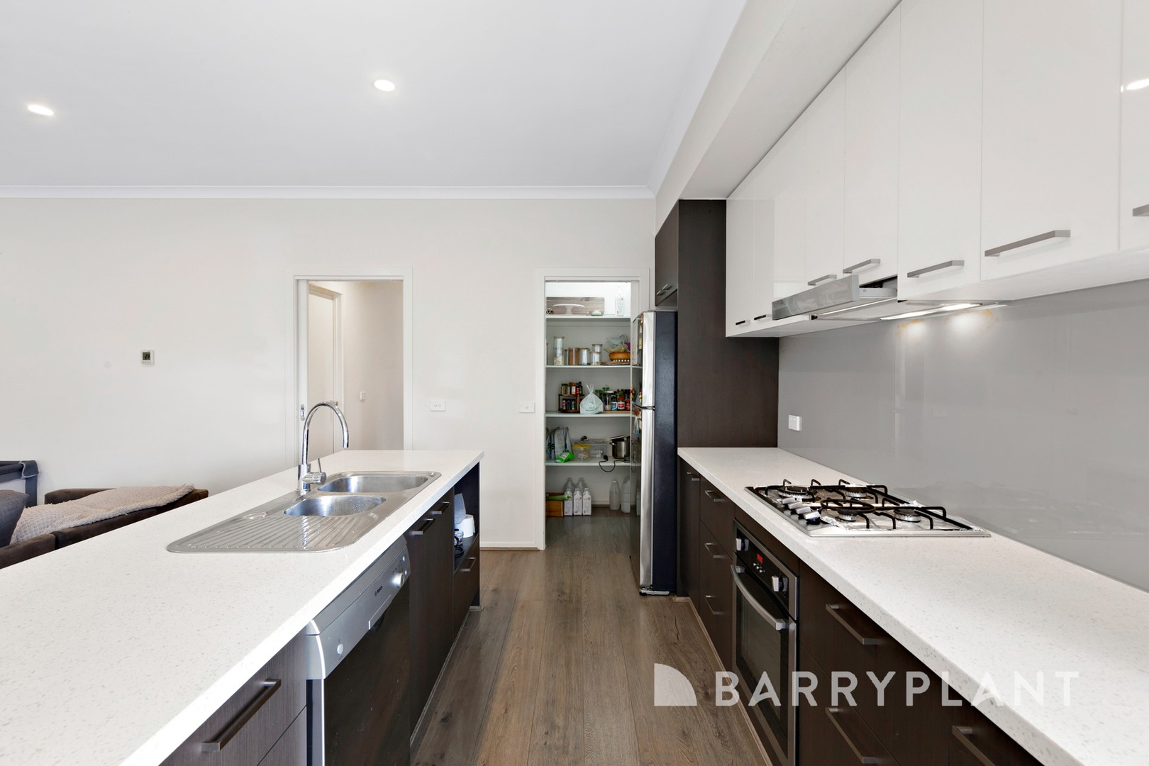 1 Chartwell Crescent, Derrimut, VIC 3026, Derrimut - Thumbnail 7