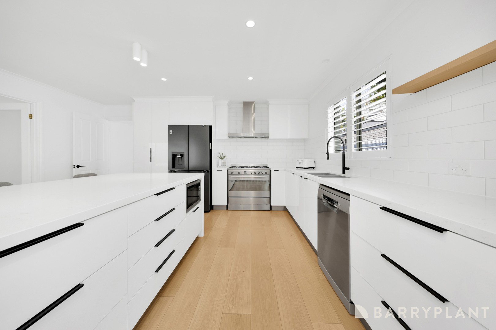 1 Chauvel Place, South Morang, VIC 3752, South Morang - Thumbnail 4