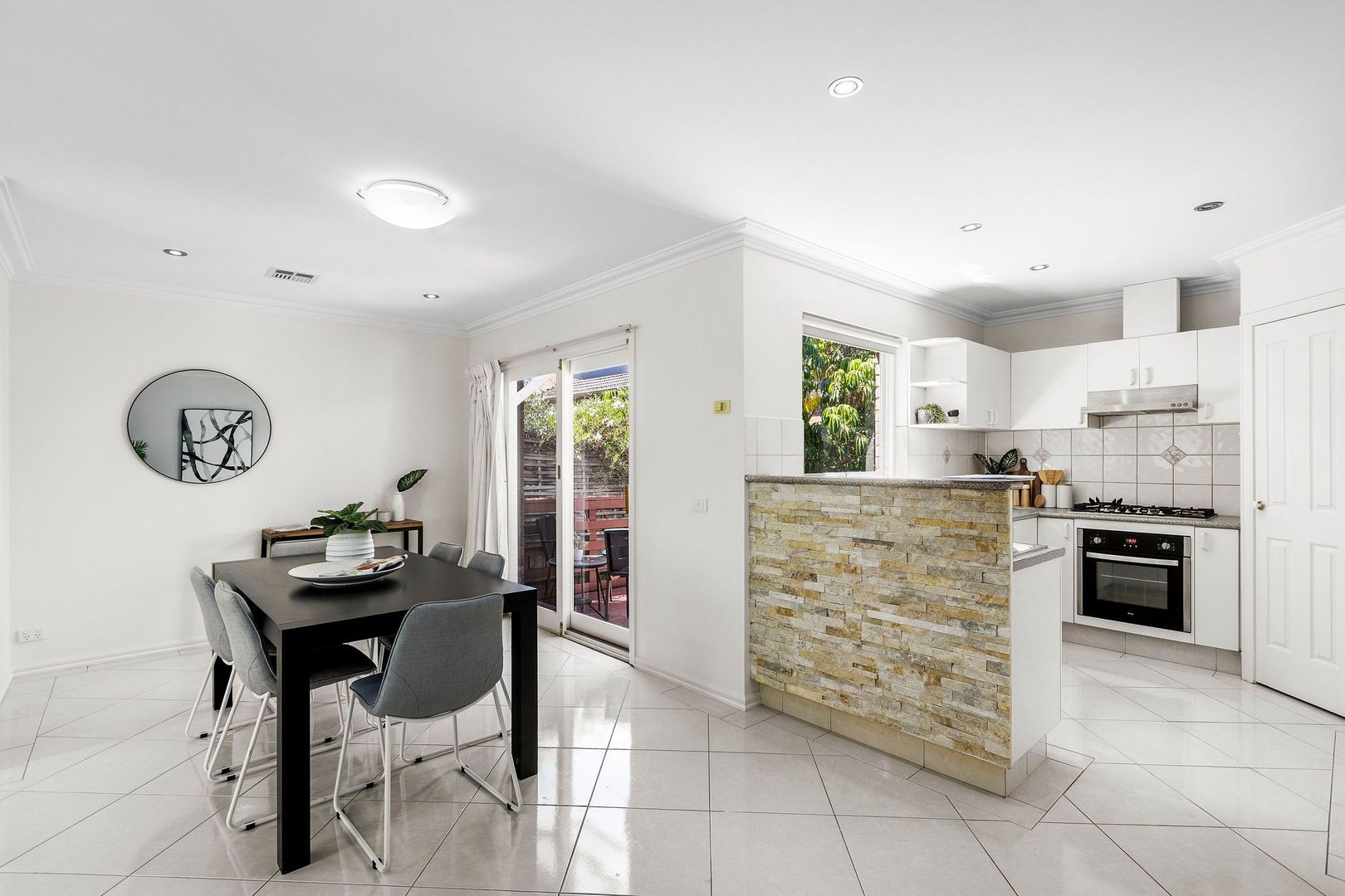 1 Chisholm Street, Aberfeldie, VIC 3040, Aberfeldie - Thumbnail 3