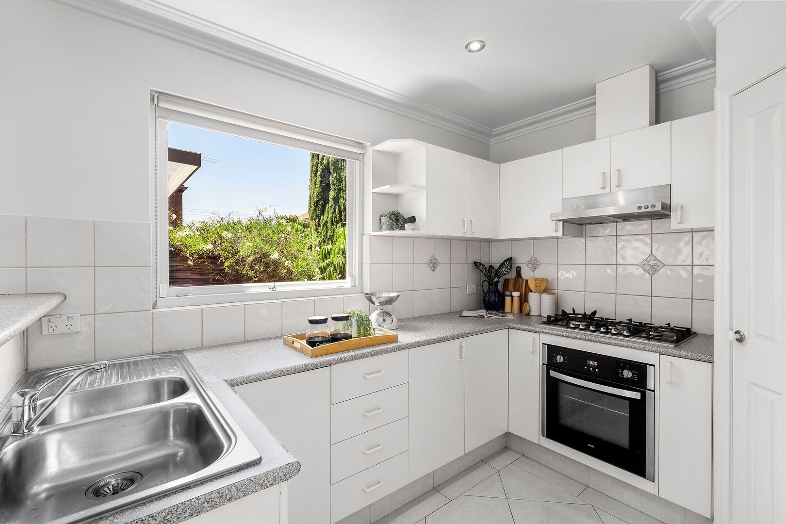 1 Chisholm Street, Aberfeldie, VIC 3040, Aberfeldie - Thumbnail 4