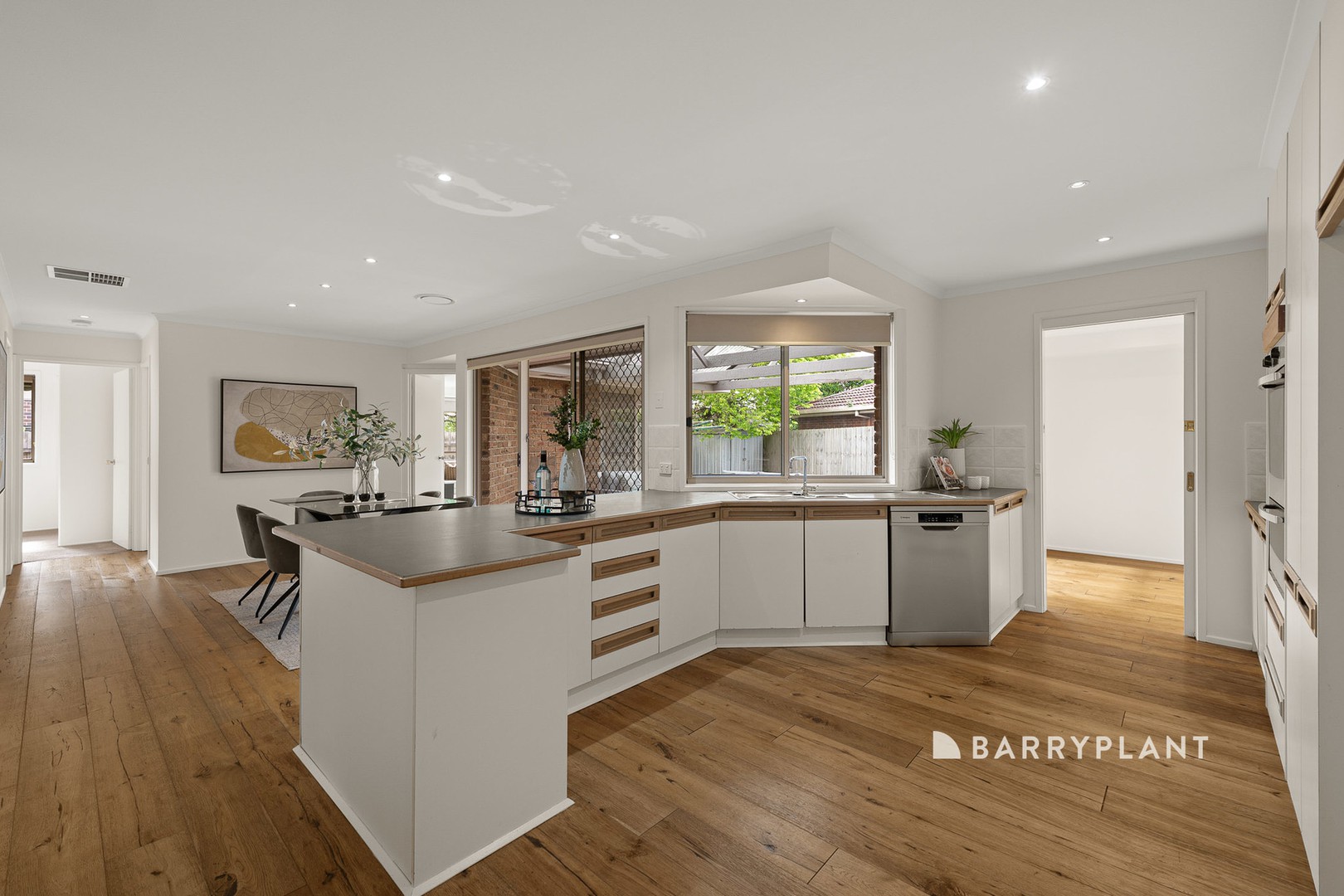 1 Claire Court, Narre Warren, VIC 3805, Narre Warren - Thumbnail 4
