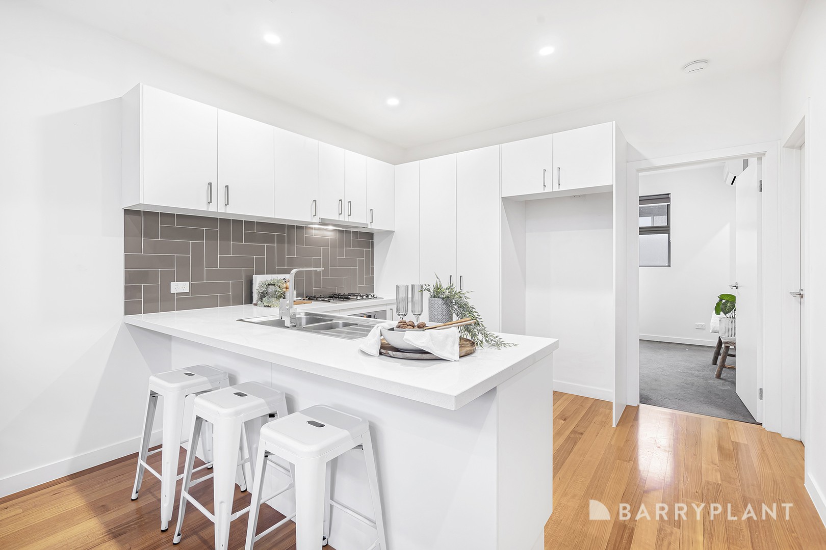 1 Clifton Place, Lilydale, VIC 3140, Lilydale - Thumbnail 4
