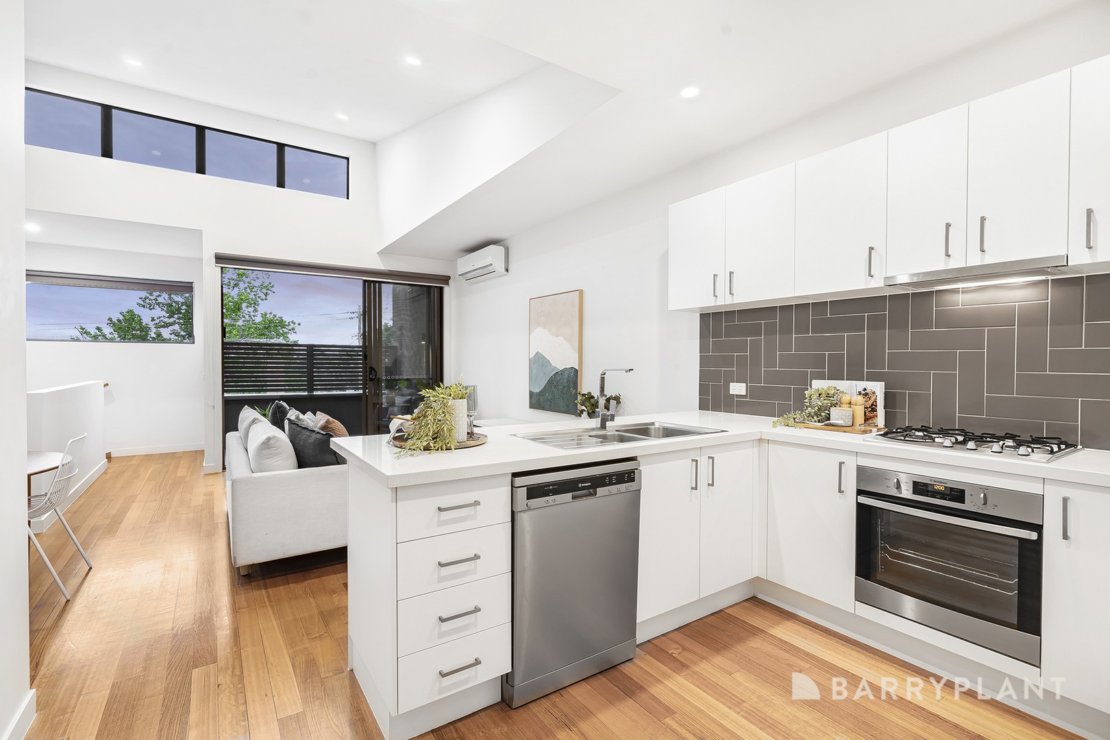 1 Clifton Place, Lilydale, VIC 3140, Lilydale - Thumbnail 5
