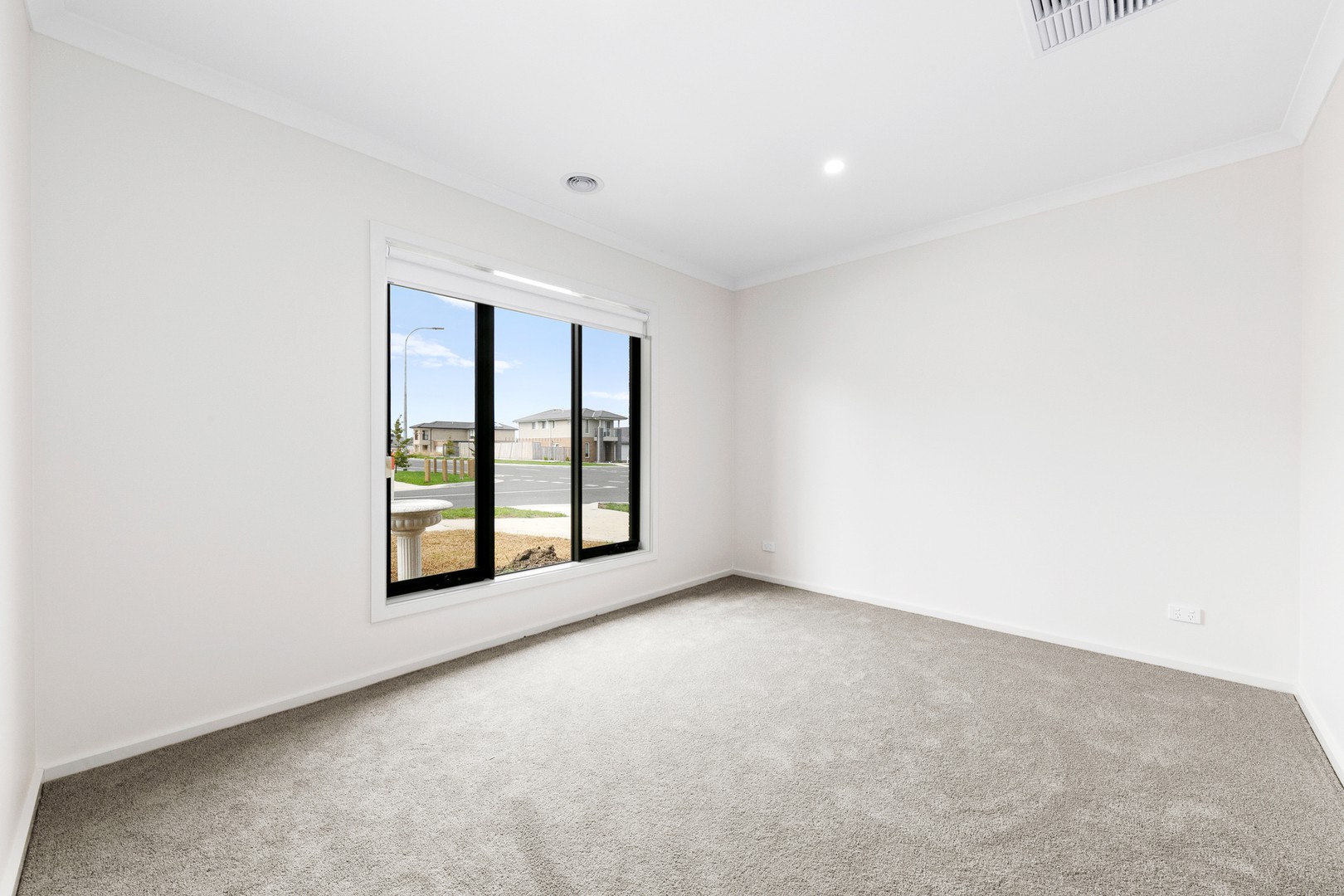 1 Cobain Way, Cranbourne East, VIC 3977, Cranbourne East - Thumbnail 5