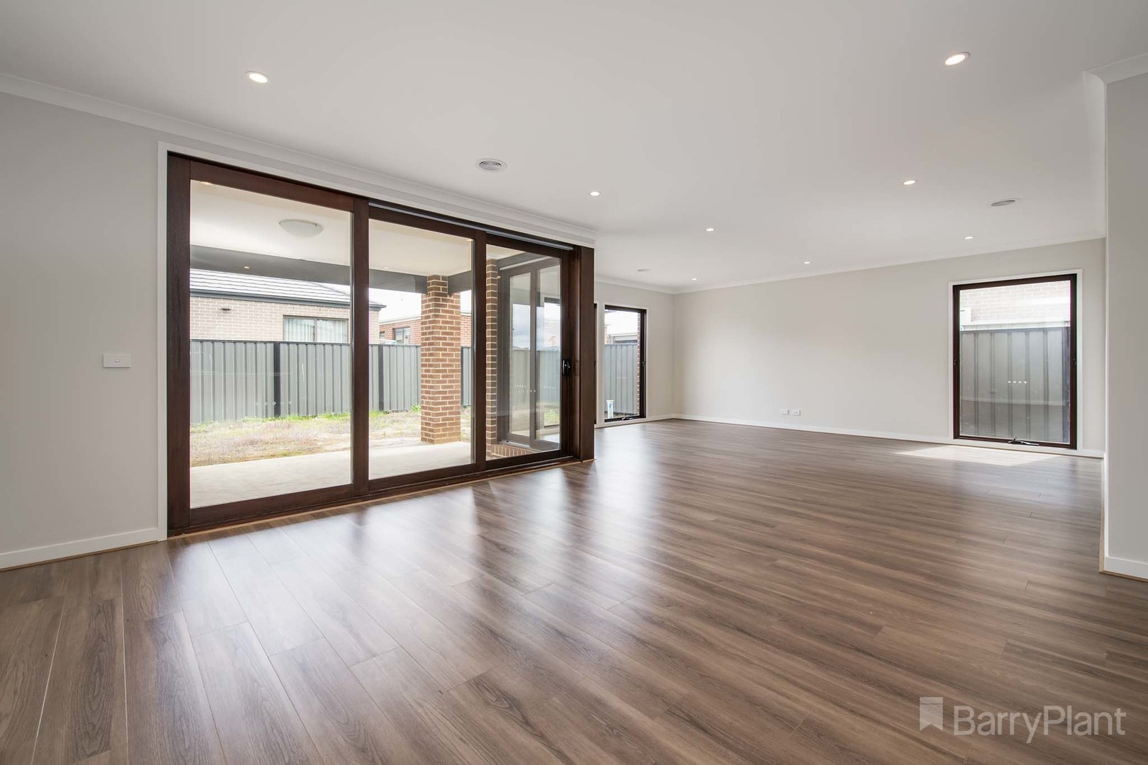 1 Copabella Circuit, Clyde North, VIC 3978, Clyde North - Thumbnail 2