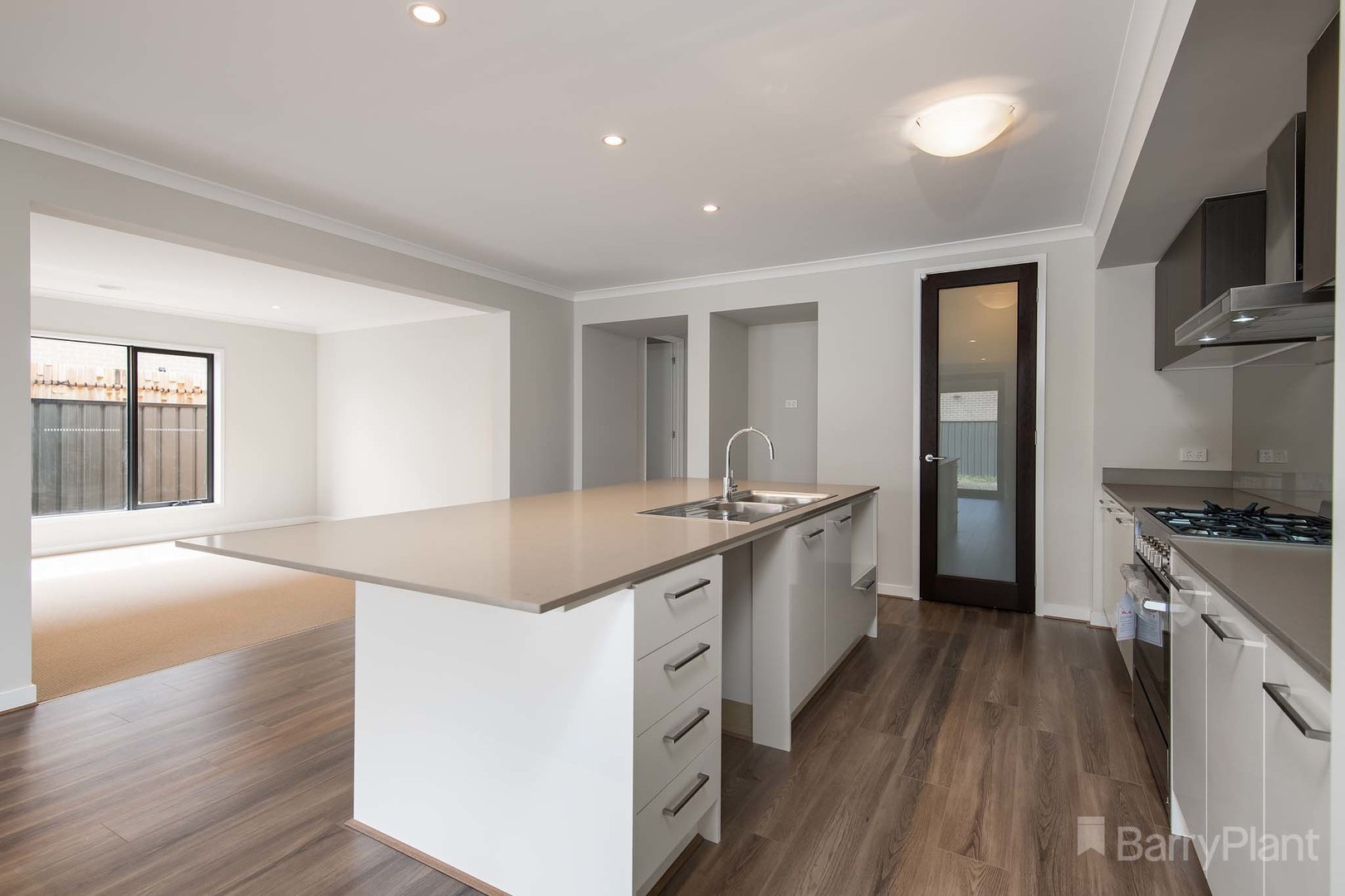1 Copabella Circuit, Clyde North, VIC 3978, Clyde North - Thumbnail 4