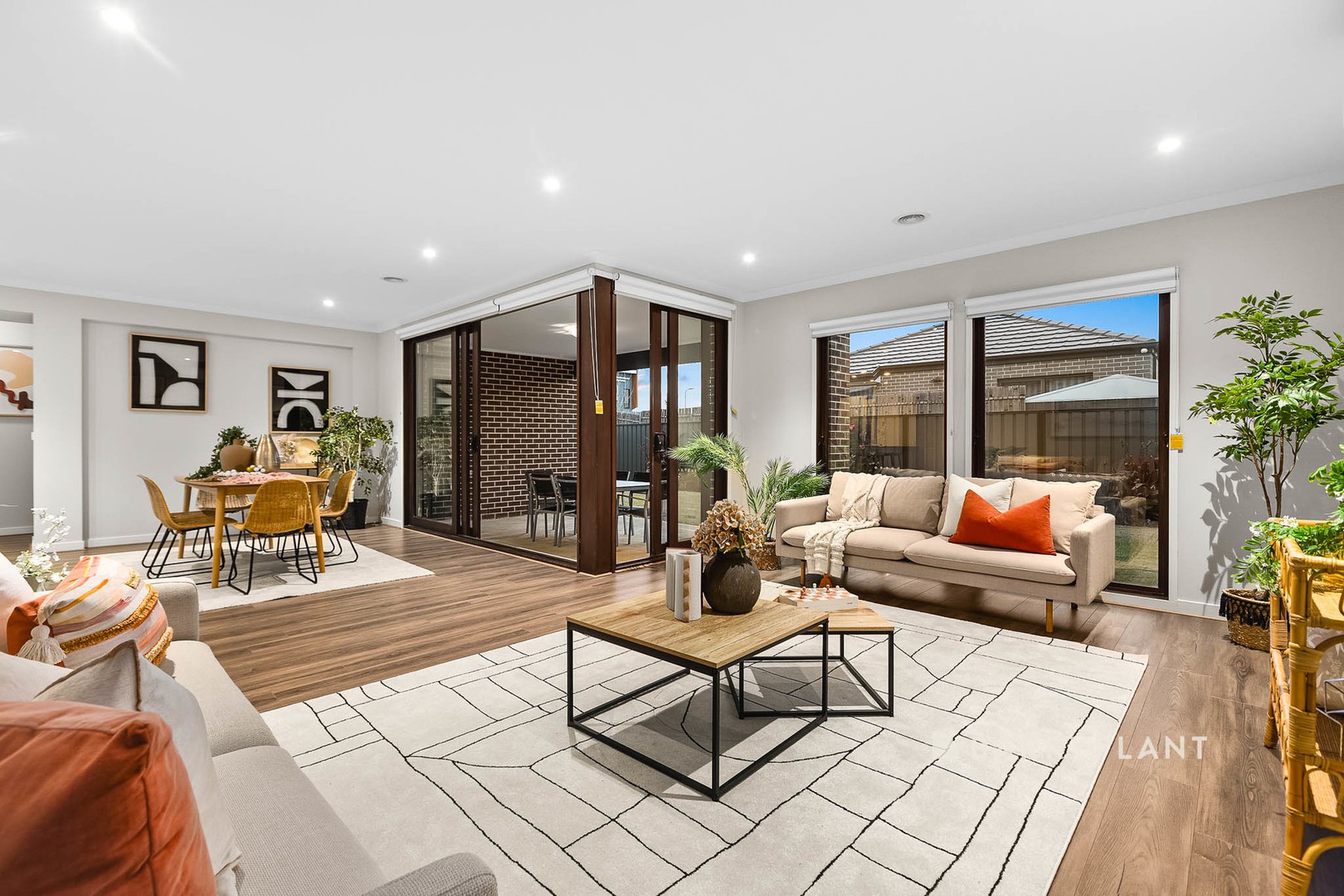 1 Copabella Circuit, Clyde North, VIC 3978, Clyde North - Thumbnail 7