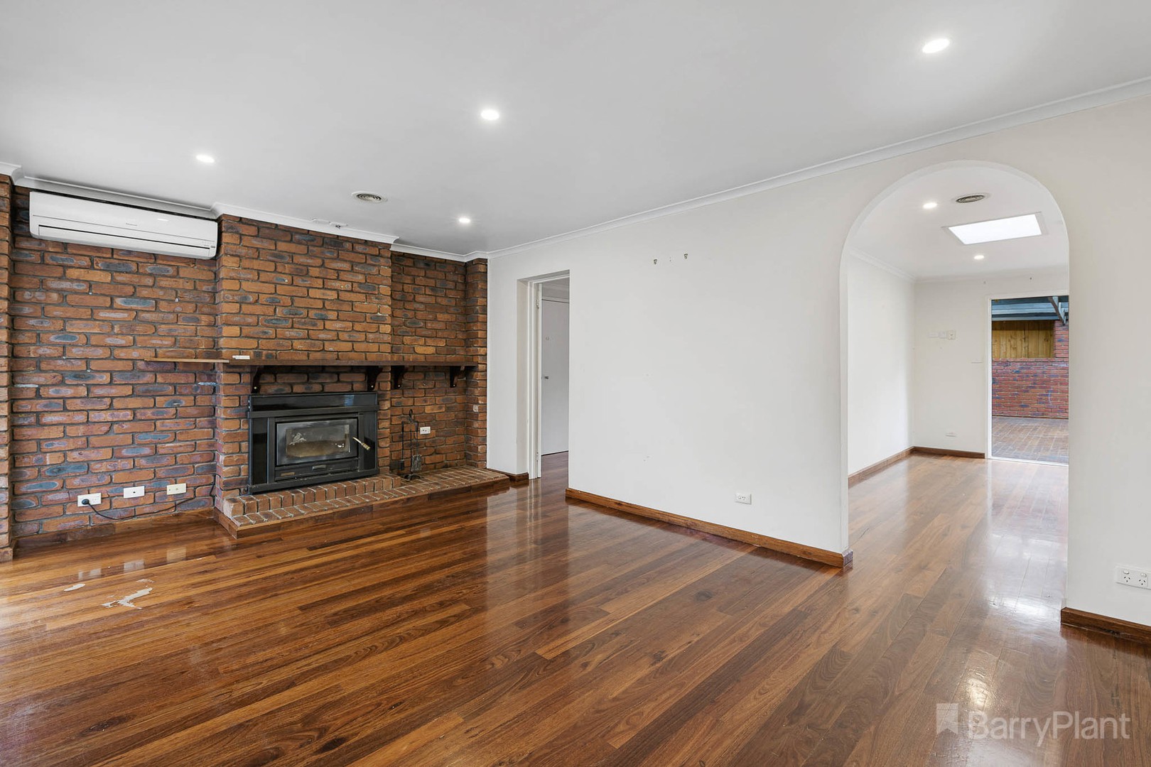 1 Coral Gum Court, Narre Warren, VIC 3805, Narre Warren - Thumbnail 3