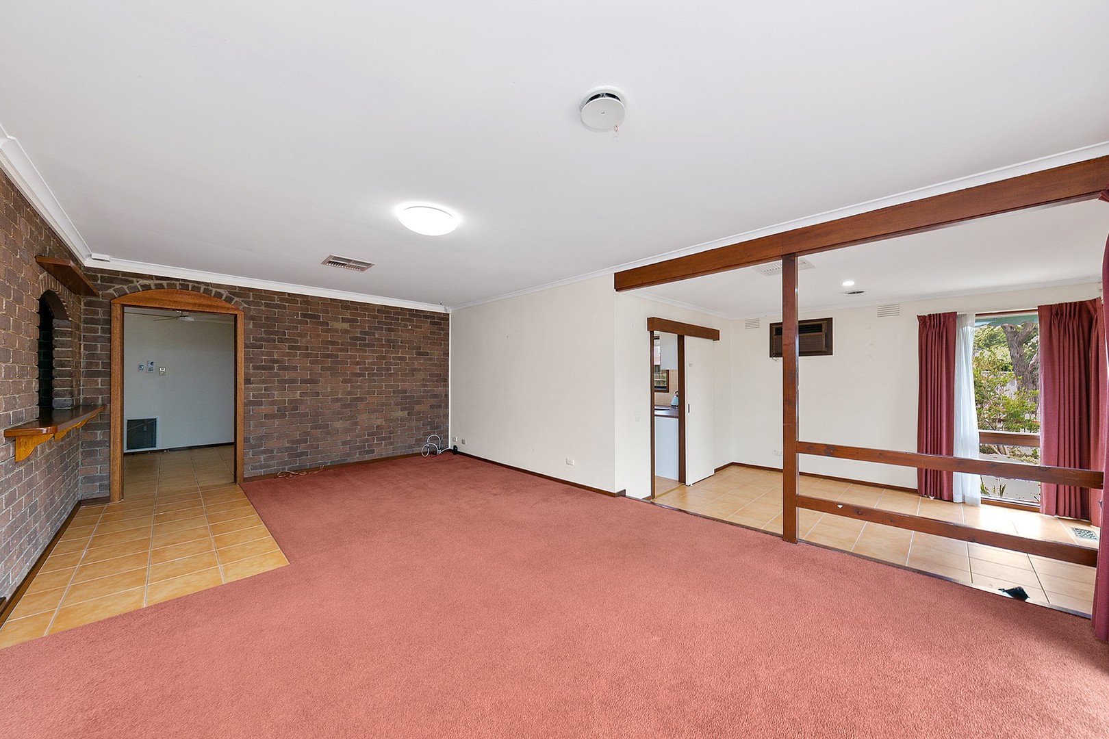 1 Cornelius Drive, Wantirna South, VIC 3152 - Thumbnail 1 - 29/10/2024