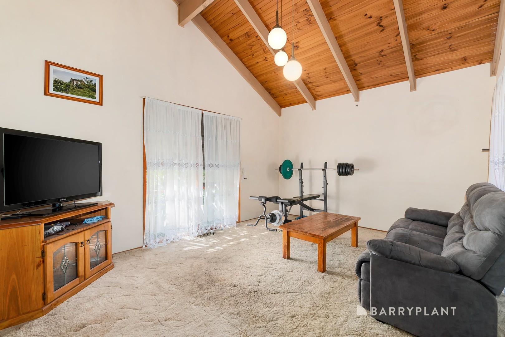 1 Crampton Crescent, Mill Park, VIC 3082, Mill Park - Thumbnail 2